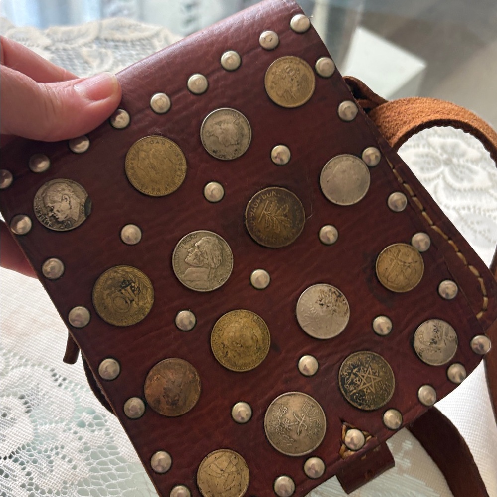 Leather coin leather saddle bag - Picture 4 of 8